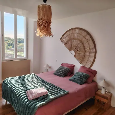 La Tour Xviii בית נופש