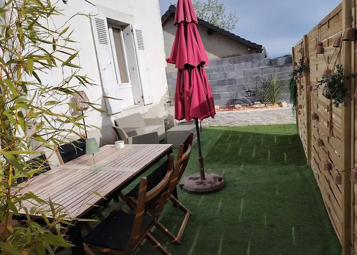 Hébergement de vacances La Tour Xviii